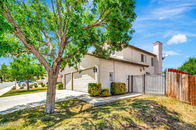 3115 Crowne Drive, Palmdale, CA 93551