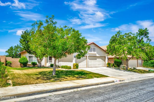 3115 Crowne Drive, Palmdale, CA 93551