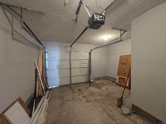 823 Mill Street, Mount Vernon, IN 47620