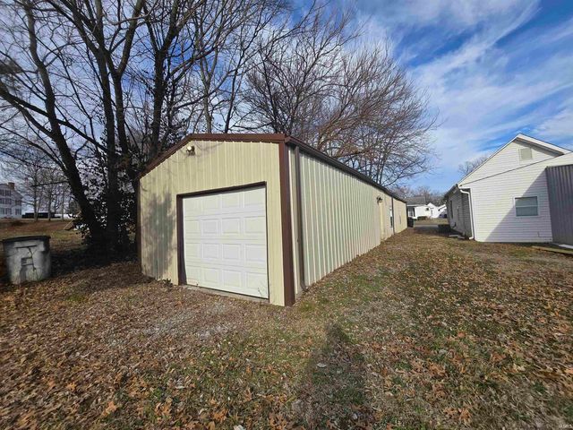 823 Mill Street, Mount Vernon, IN 47620