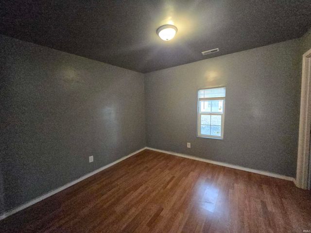 823 Mill Street, Mount Vernon, IN 47620
