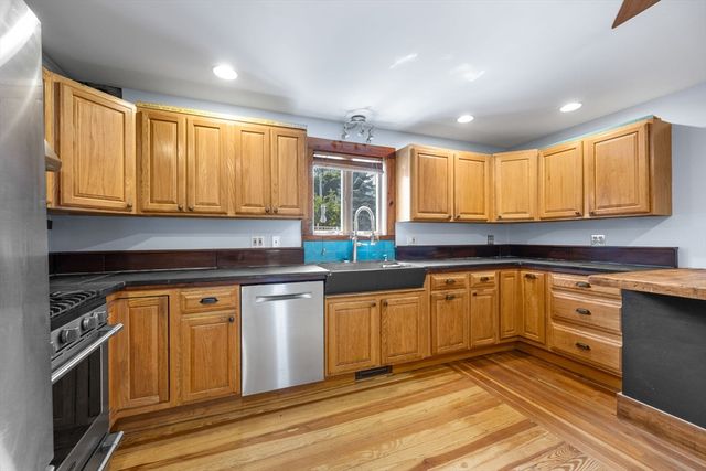 196 Bradford Street, Provincetown, MA 02657
