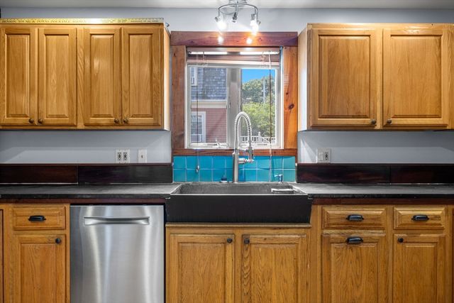 196 Bradford Street, Provincetown, MA 02657