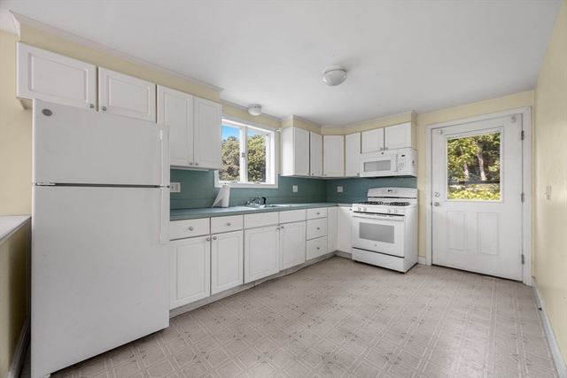 196 Bradford Street, Provincetown, MA 02657