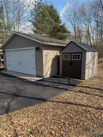 9089 Ashley Landing Drive, Clay, NY 13041