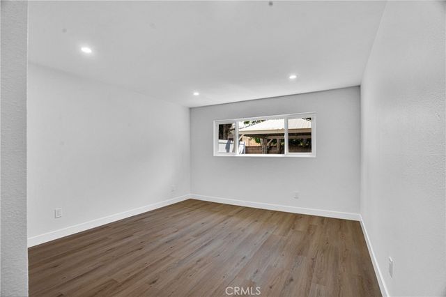 8120 Glade Avenue, Los Angeles, CA 91304