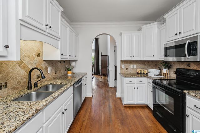180 LEGACY RIDGE W, Springville, AL 35146
