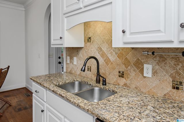 180 LEGACY RIDGE W, Springville, AL 35146