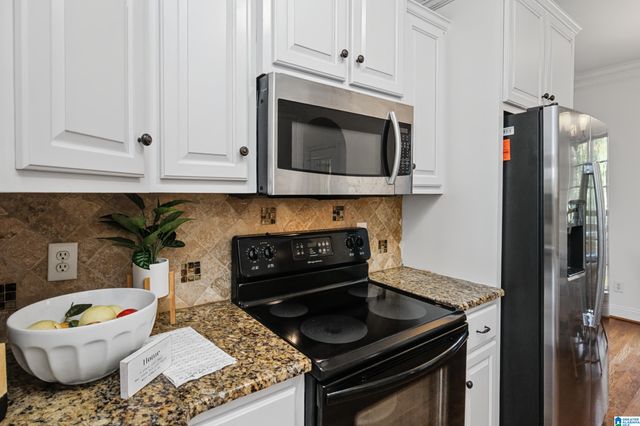 180 LEGACY RIDGE W, Springville, AL 35146