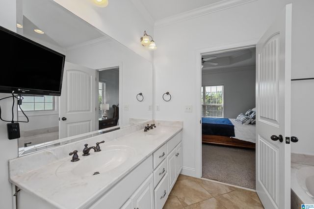 180 LEGACY RIDGE W, Springville, AL 35146
