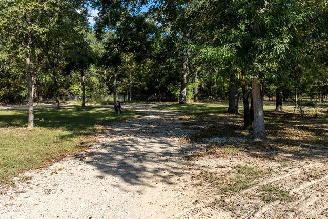 6481 County Road 4522, Athens, TX 75752