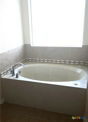 1810 Mike Drive, Copperas Cove, TX 76522