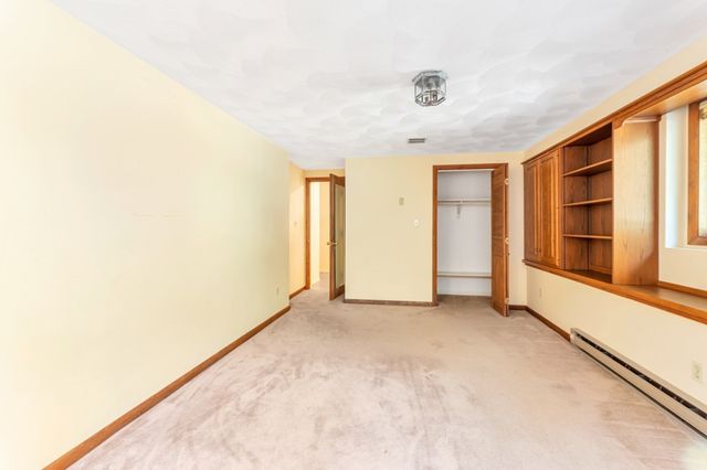 77 Woodward Ln, Boxborough, MA 01719