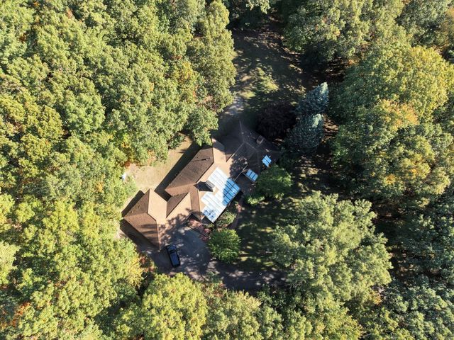 77 Woodward Ln, Boxborough, MA 01719