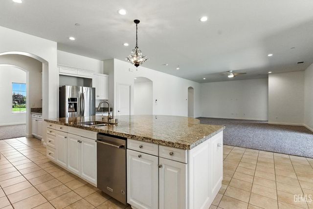 12303 Hemmerling Lane, Bakersfield, CA 93311