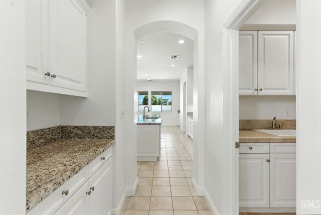 12303 Hemmerling Lane, Bakersfield, CA 93311
