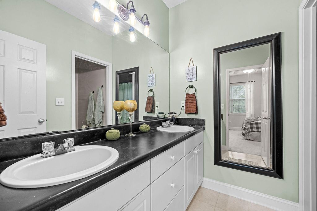 Image 26 of property listing at 4579 Great Oak Drive, North Charleston, SC 29418