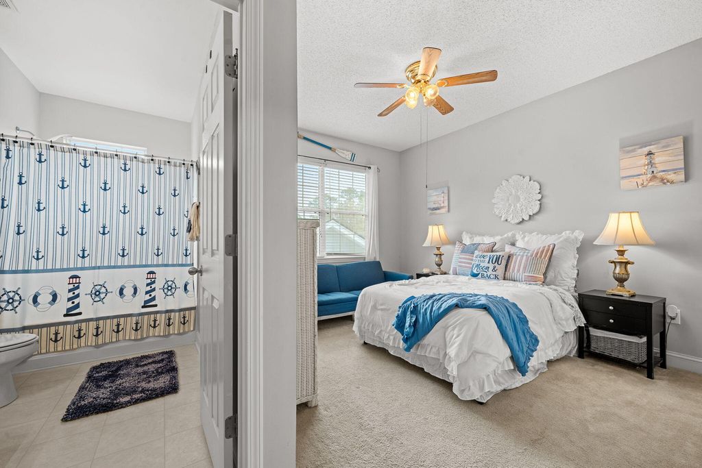 Image 28 of property listing at 4579 Great Oak Drive, North Charleston, SC 29418