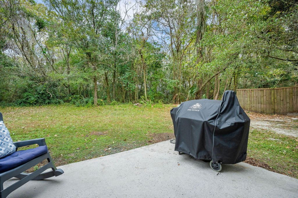 Image 33 of property listing at 4579 Great Oak Drive, North Charleston, SC 29418