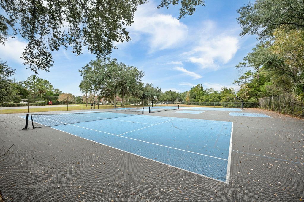 Image 36 of property listing at 4579 Great Oak Drive, North Charleston, SC 29418