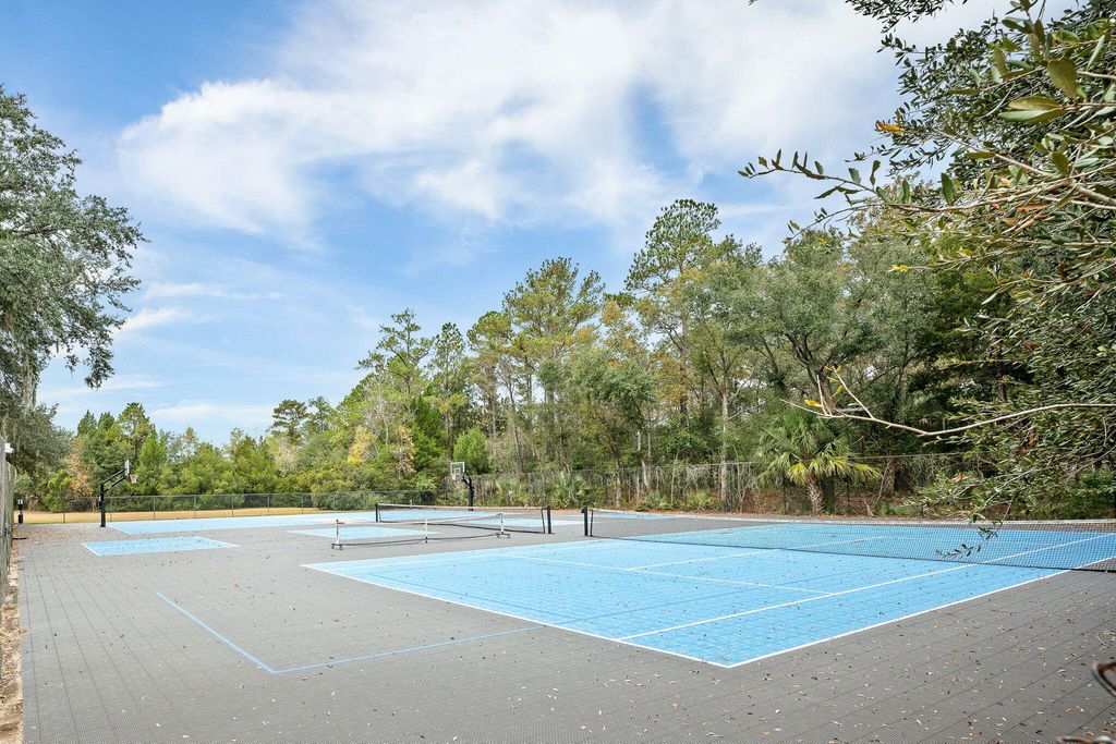 Image 37 of property listing at 4579 Great Oak Drive, North Charleston, SC 29418