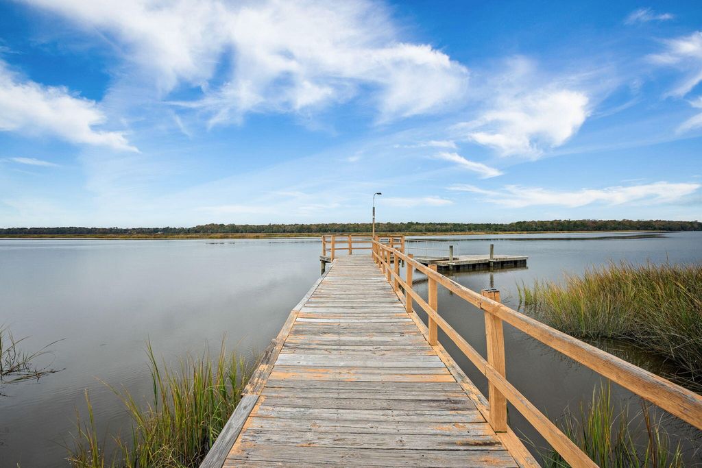 Image 42 of property listing at 4579 Great Oak Drive, North Charleston, SC 29418