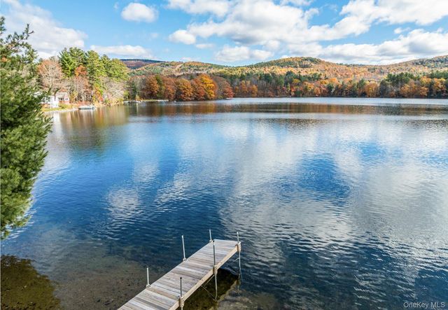 127 Queechy Shores Beach, Canaan, NY 12029