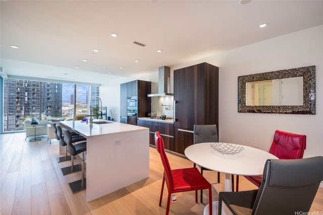 1118 Ala Moana Boulevard 1203, Honolulu, HI 96814