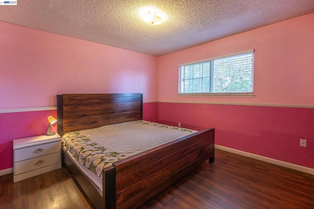 Image 19 of property listing at 3241 Arnaudo Ln, Tracy, CA 95376