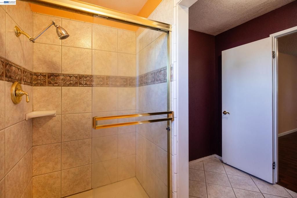 Image 34 of property listing at 3241 Arnaudo Ln, Tracy, CA 95376
