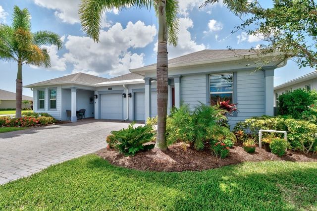6105 RED MAPLE Manor, Vero Beach, FL 32966
