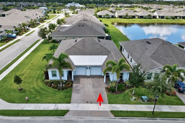 6105 RED MAPLE Manor, Vero Beach, FL 32966