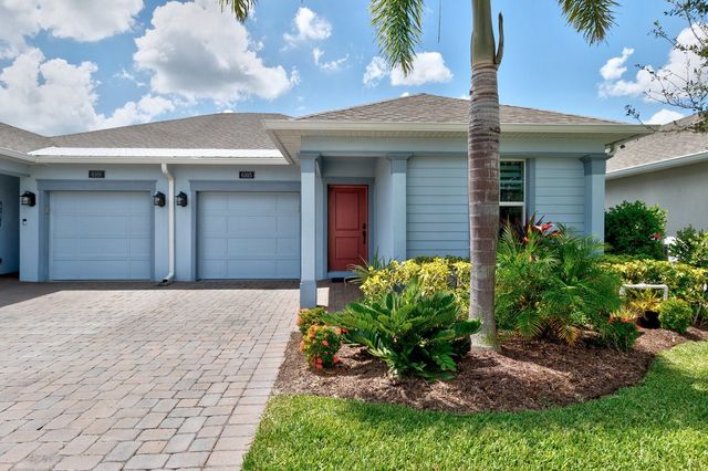 6105 RED MAPLE Manor, Vero Beach, FL 32966