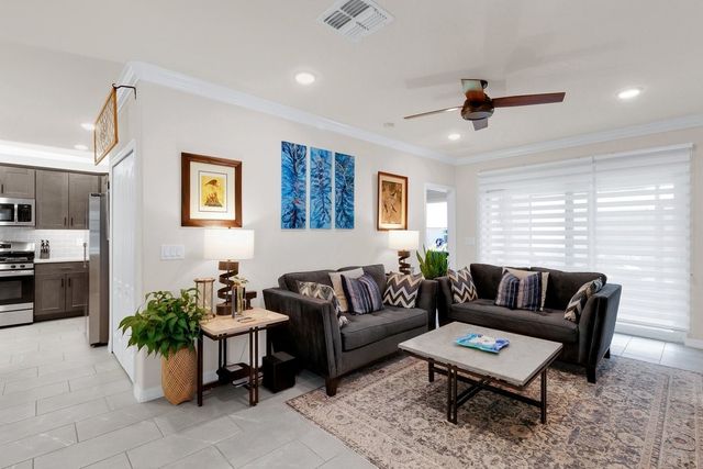 6105 RED MAPLE Manor, Vero Beach, FL 32966
