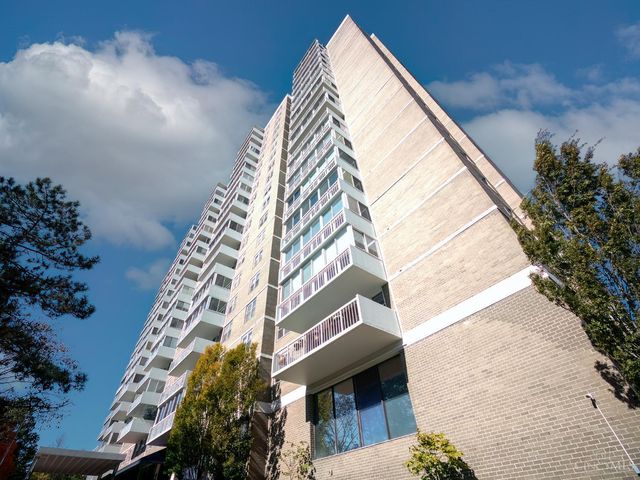 2444 Madison Road, Cincinnati, OH 45208