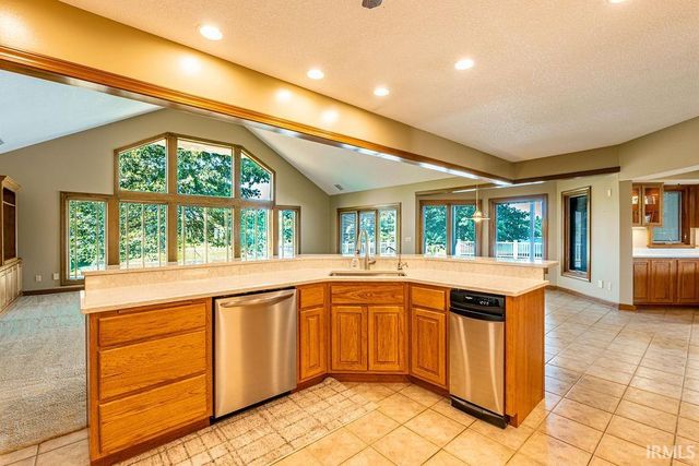 3880 W 630 N, Huntington, IN 46750