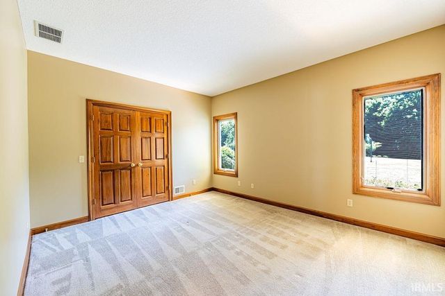 3880 W 630 N, Huntington, IN 46750