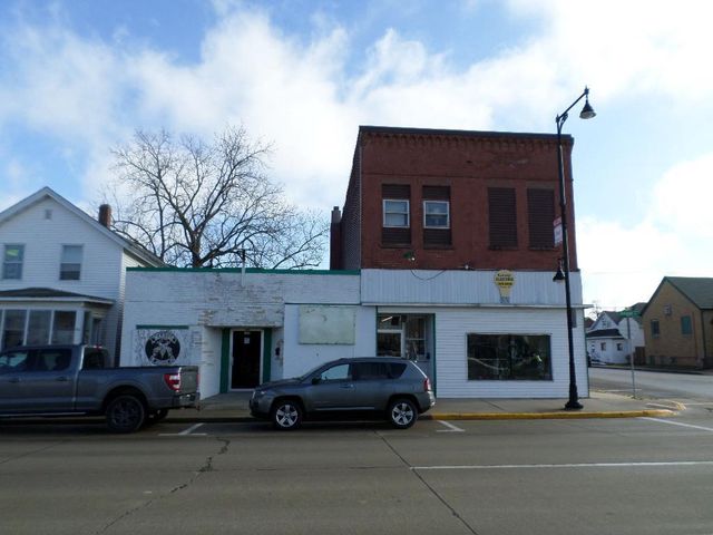 320 - 322 Superior Avenue, Tomah, WI 54660