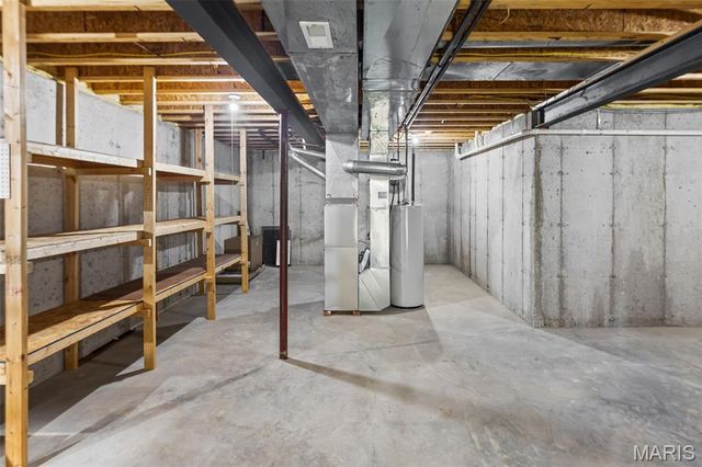 112 Poplar Court, Edwardsville, IL 62025