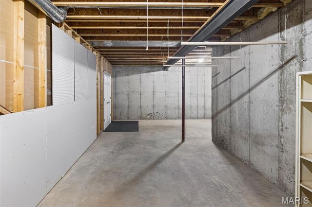 112 Poplar Court, Edwardsville, IL 62025