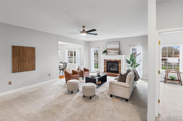 112 Poplar Court, Edwardsville, IL 62025