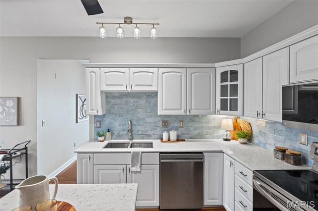 112 Poplar Court, Edwardsville, IL 62025