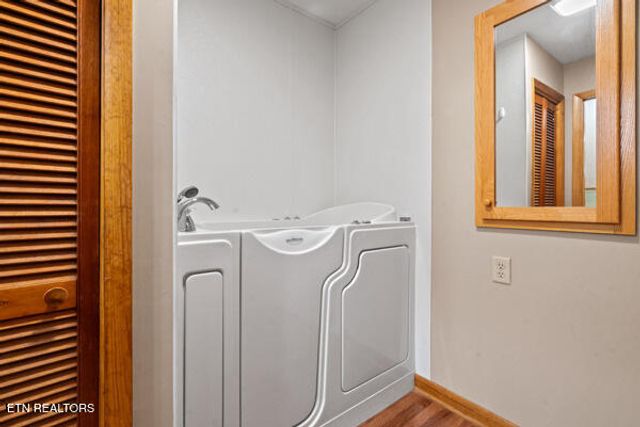 253 BurkeMill Rd, Rockwood, TN 37854