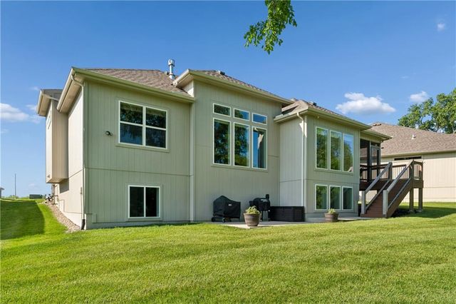 1008 Churchill Circle, Raymore, MO 64083