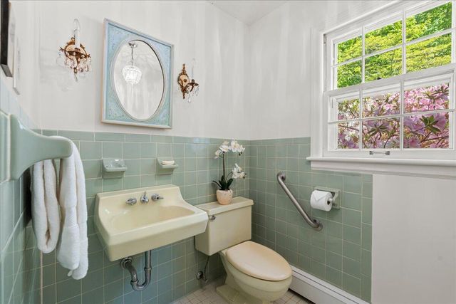 3002 Burnleigh RD, Roanoke, VA 24014