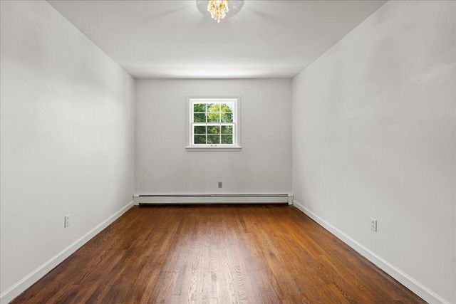 3002 Burnleigh RD, Roanoke, VA 24014