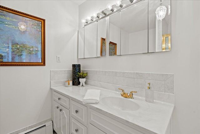 3002 Burnleigh RD, Roanoke, VA 24014