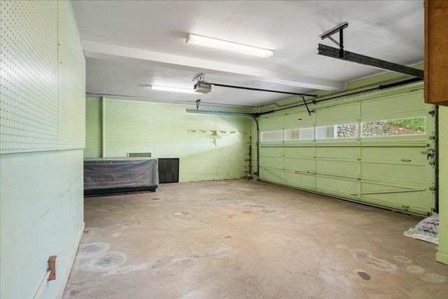 3002 Burnleigh RD, Roanoke, VA 24014