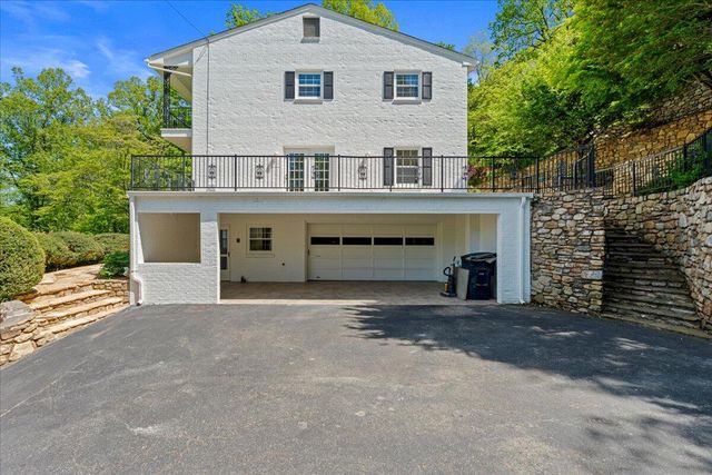 3002 Burnleigh RD, Roanoke, VA 24014