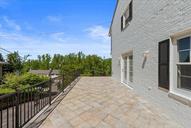 3002 Burnleigh RD, Roanoke, VA 24014